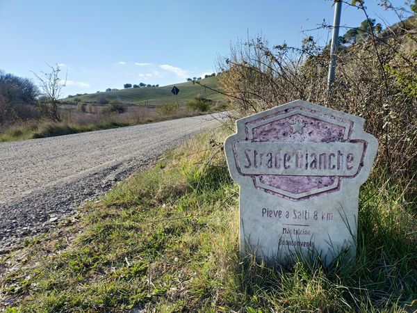 brevetto-colline-senesi-pieve-a-salti-cippo